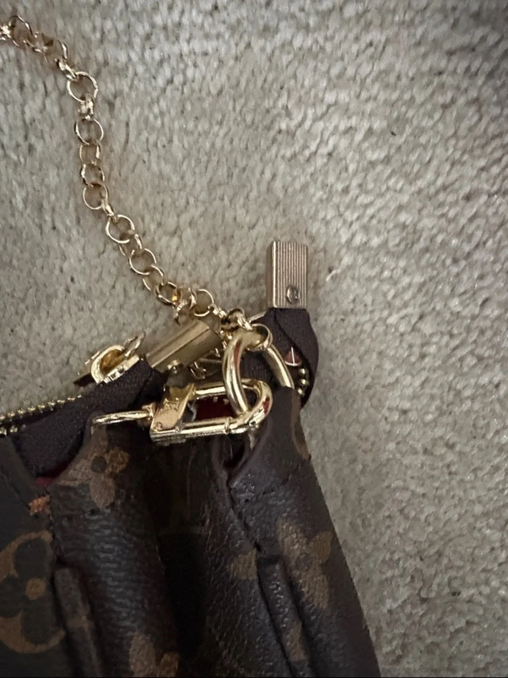 Louis Vuitton Monogram double pouch crossbody - Picture 4 of 11